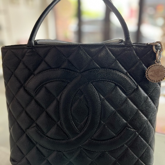 Chanel Black Quilted Medallion Tote - Picture 1 of 10